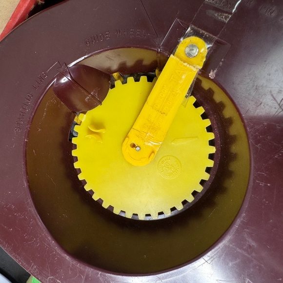 1959 Vintage Mattel Strum-Fun “Getar” with 5 Changeable Discs - Picture 12 of 12